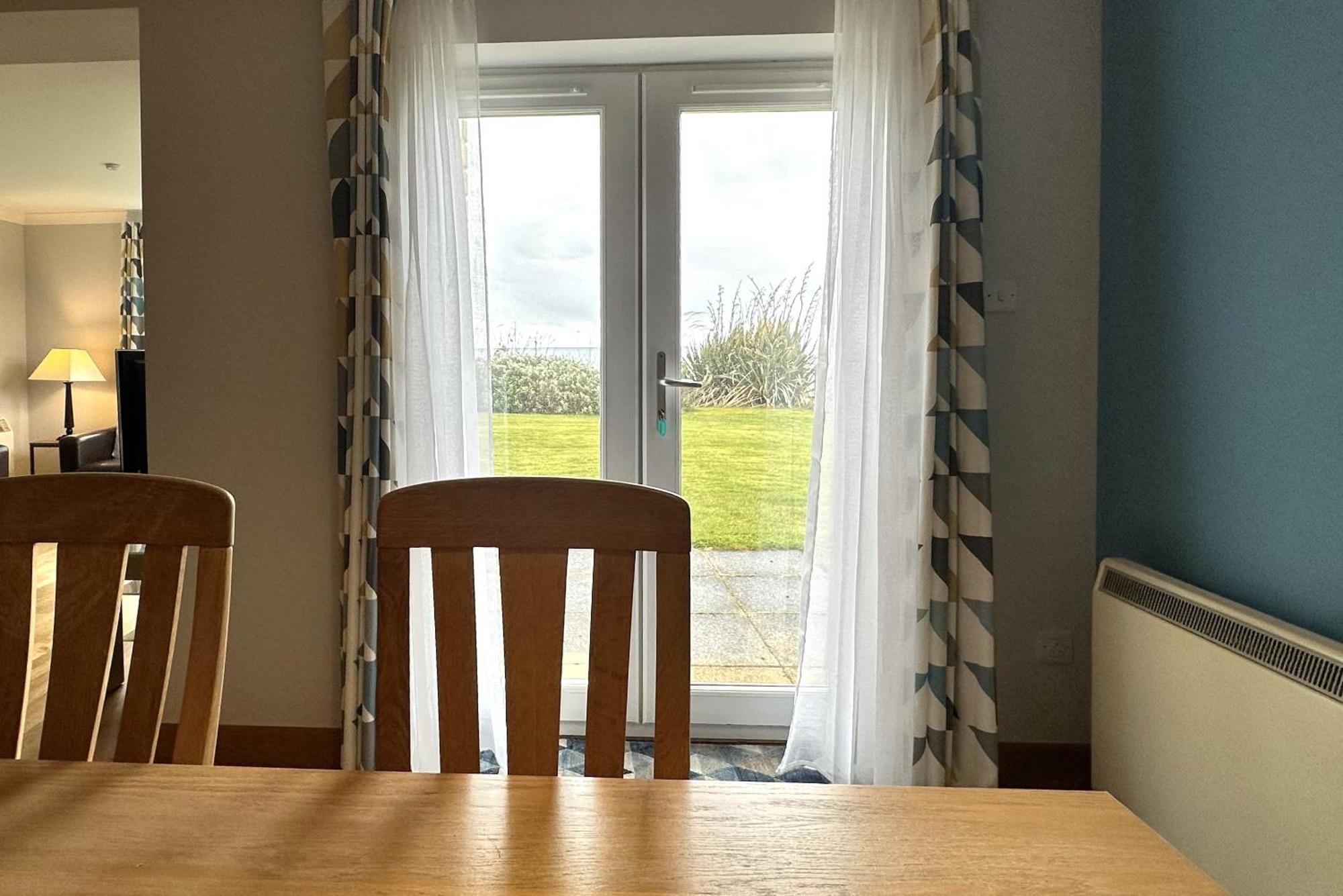 No2 The Links Apartment, Brora Buitenkant foto