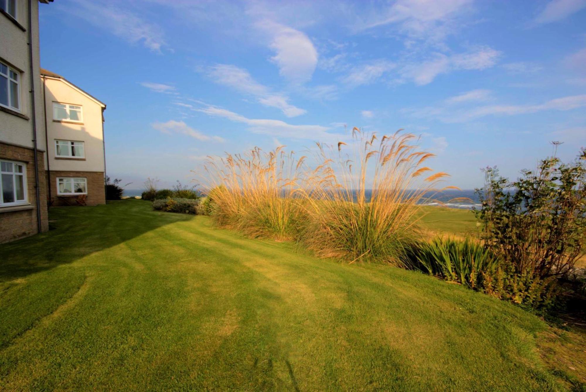 No2 The Links Apartment, Brora Buitenkant foto