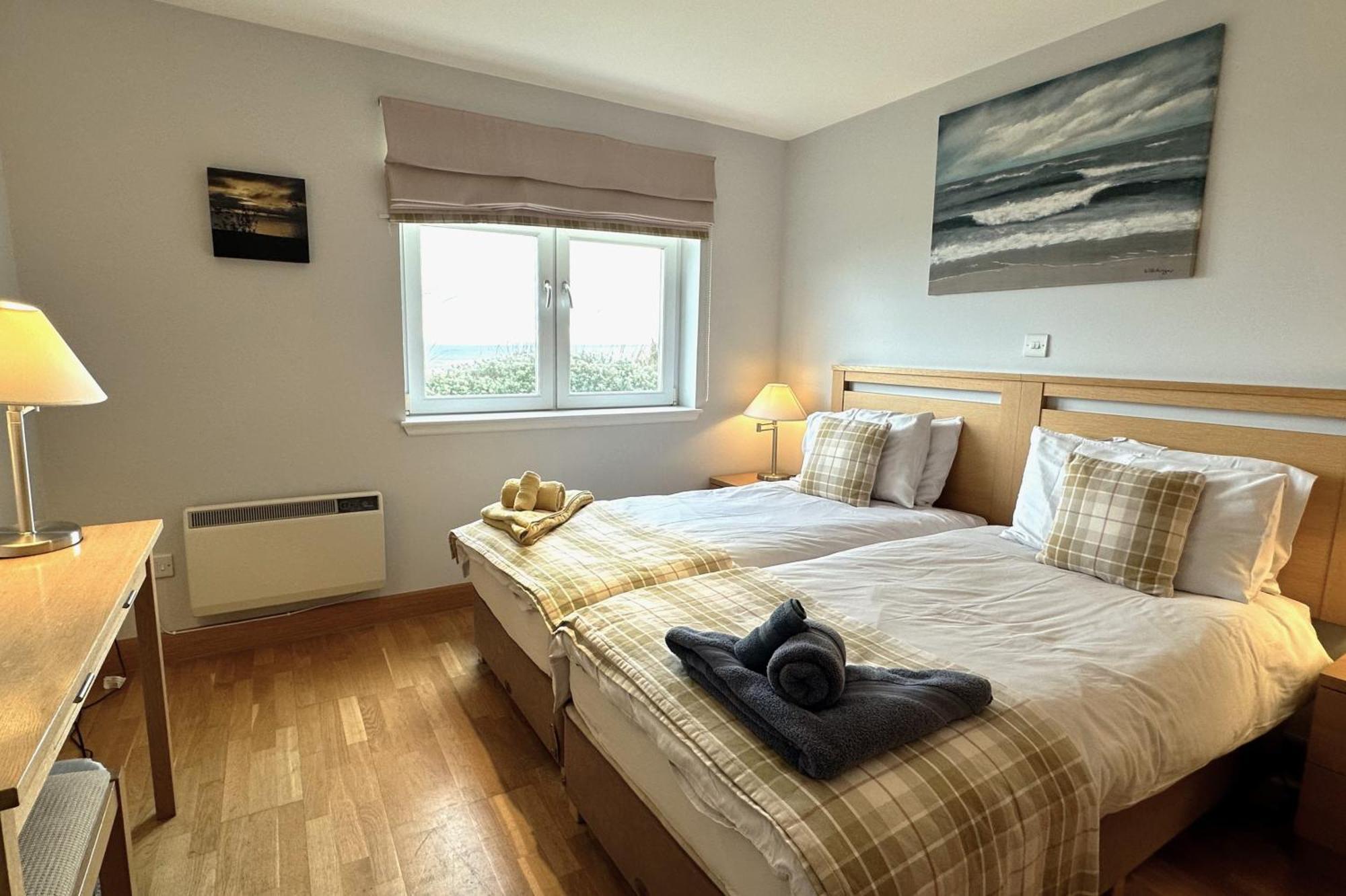 No2 The Links Apartment, Brora Buitenkant foto